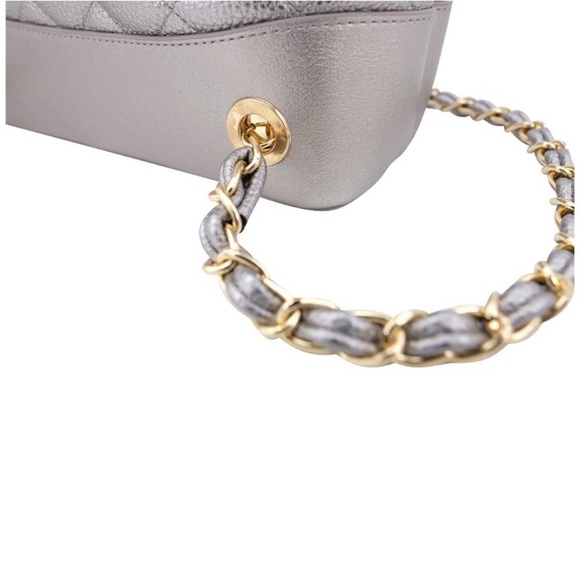 Quilted Backpack Bucket Shoulder 2-Tone Hardware